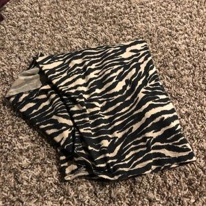 H&M cotton tiger t-shirt